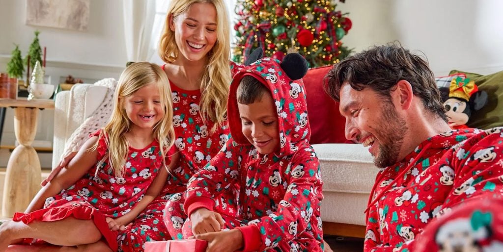 NEW Limited-Time Disney Store Discount for Disney World Passholders disney-store-family-holiday-pajamas-header