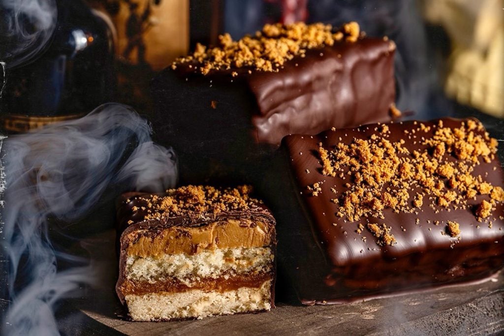 NEW Cookie Butter Shadowcake Arrives at Gideon’s Bakehouse This Weekend gideons-bakehouse-weekend-special-header