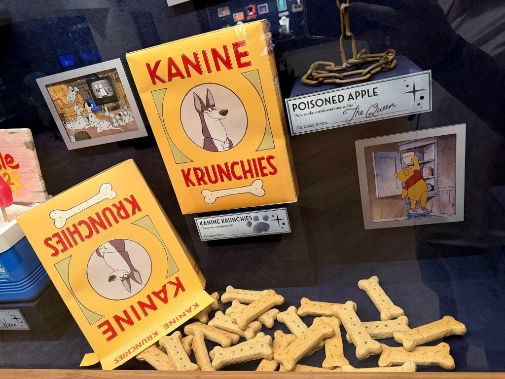 kaninekrispies | WDWINFO.COM Did You See These Easter Eggs in the Magic of Animation Building? kaninekrispies